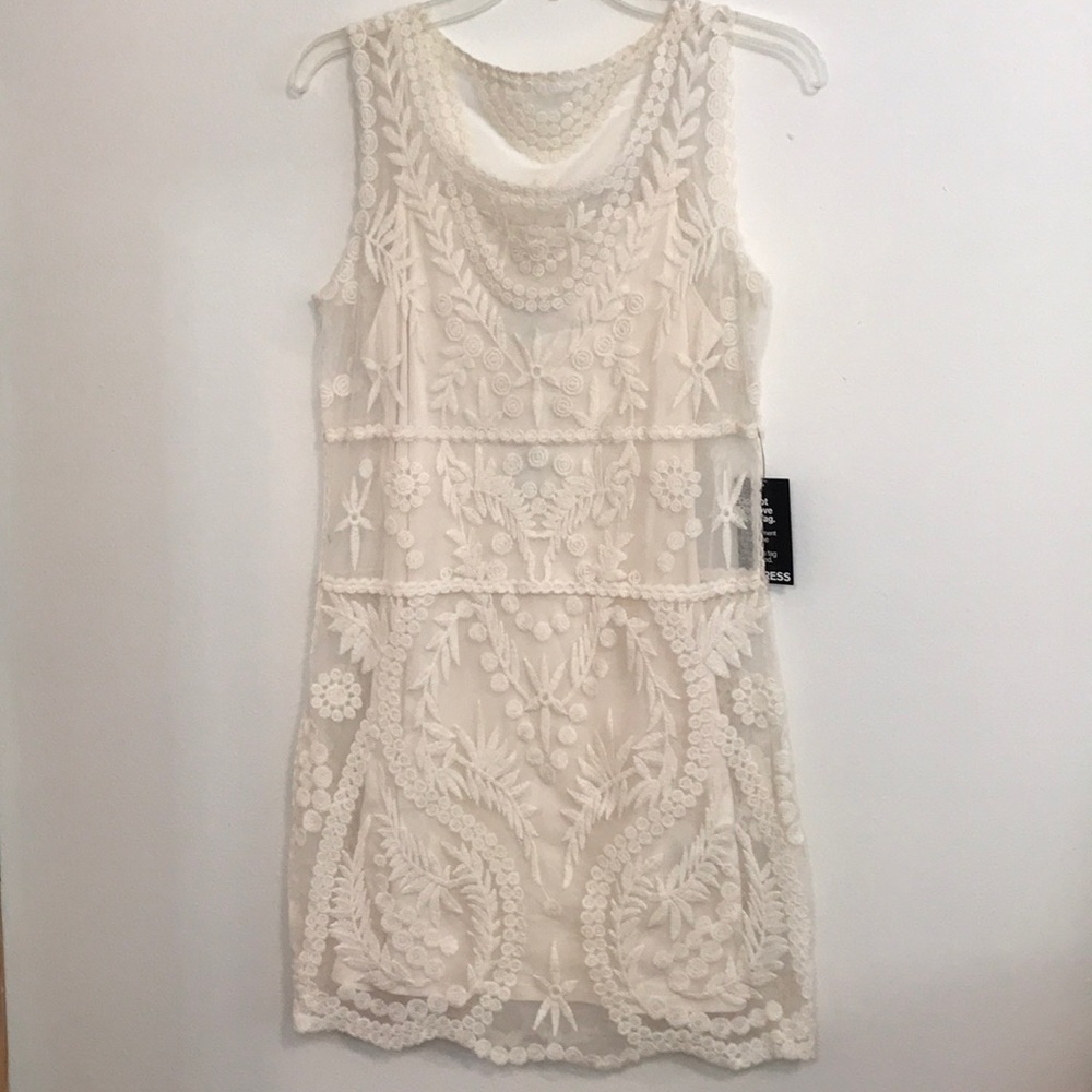 EXPRESS cream lace sleeveless shift dress size S